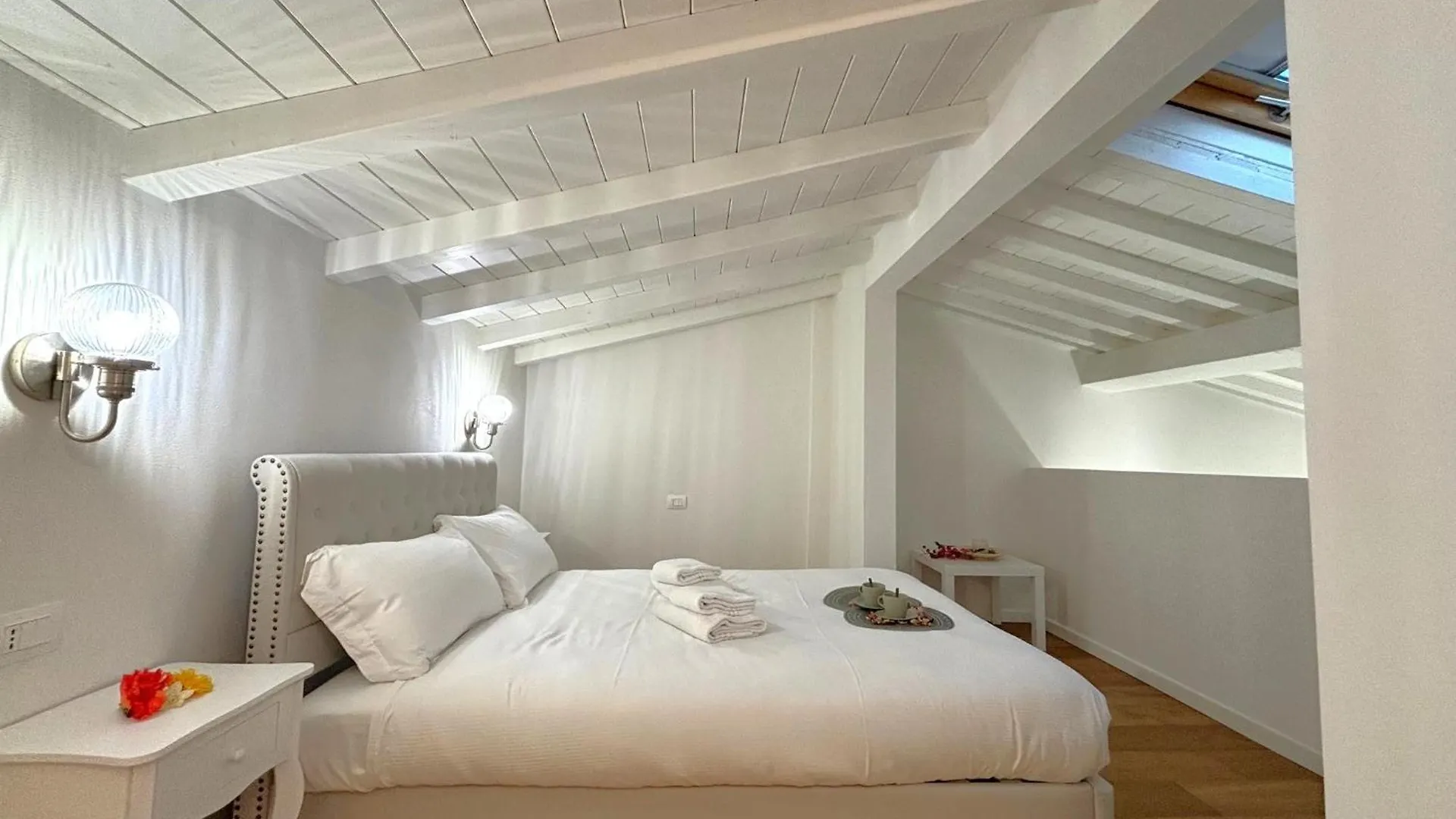 Purple Lily Apartment Φλωρεντία